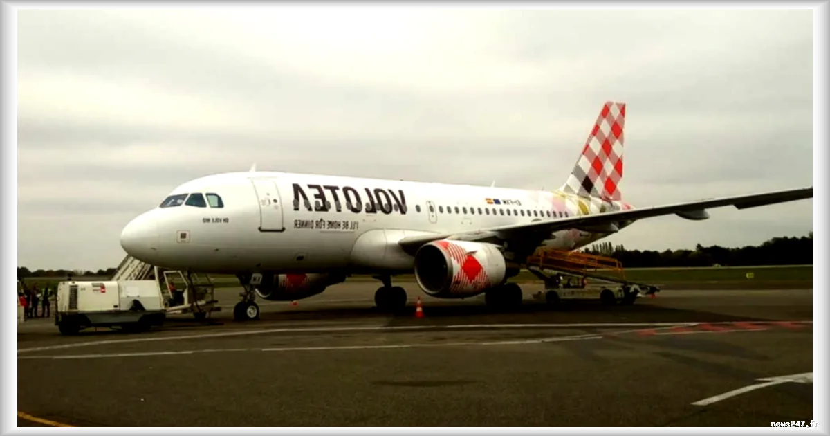 Volotea annule des dizaines de vols en France, les clients contestent les explications