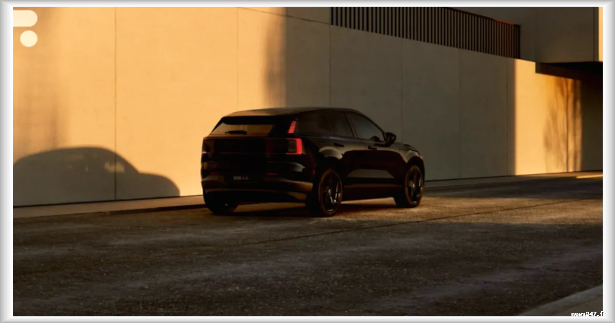 Volvo met a jour l'EX30 pour 2027 avec une motorisation plus modeste et le V2L, mais la France n'aura pas le modele le moins cher