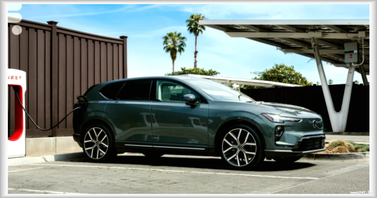 Volvo simplifie la recharge de ses véhicules électriques sur les bornes Tesla avec deux innovations majeures